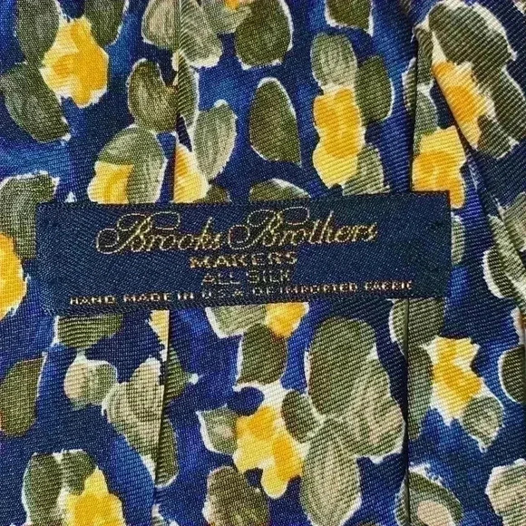 Brooks Bothers 100% silk tie. - Picture 4 of 4